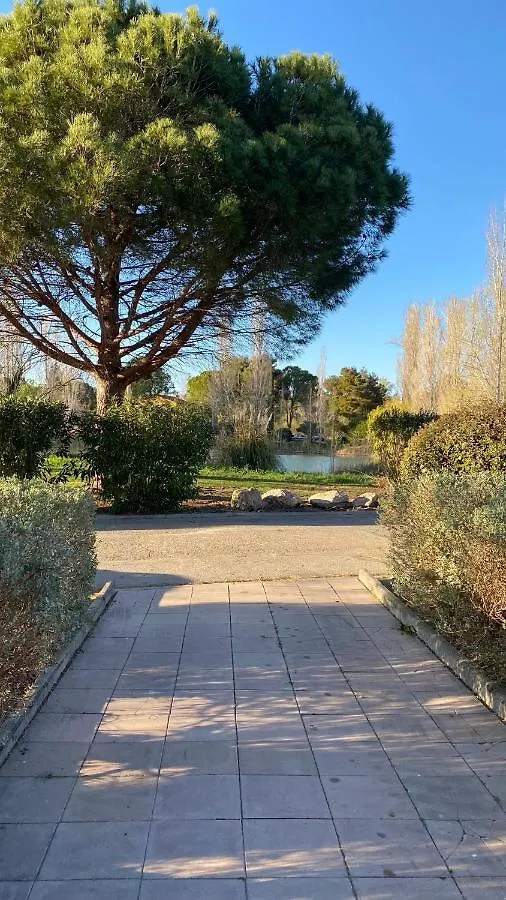 Joli Studio Camargue Lou Rouge Arles Appartement