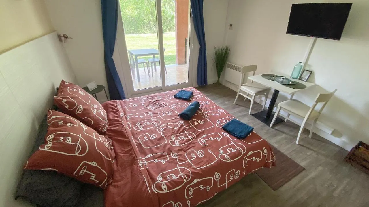 Apartment Joli Studio Camargue Lou Rouge Arles