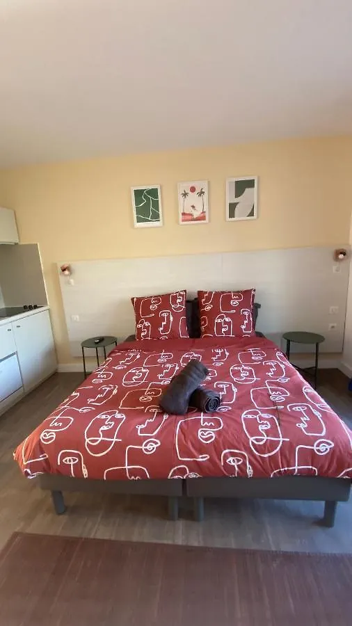 Joli Studio Camargue Lou Rouge Arles