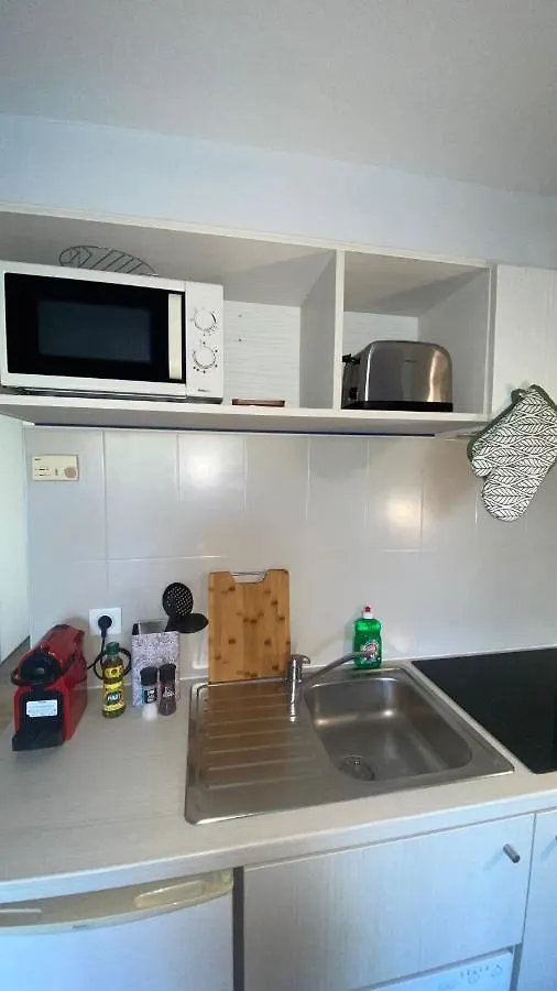 Joli Studio Camargue Lou Rouge Arles