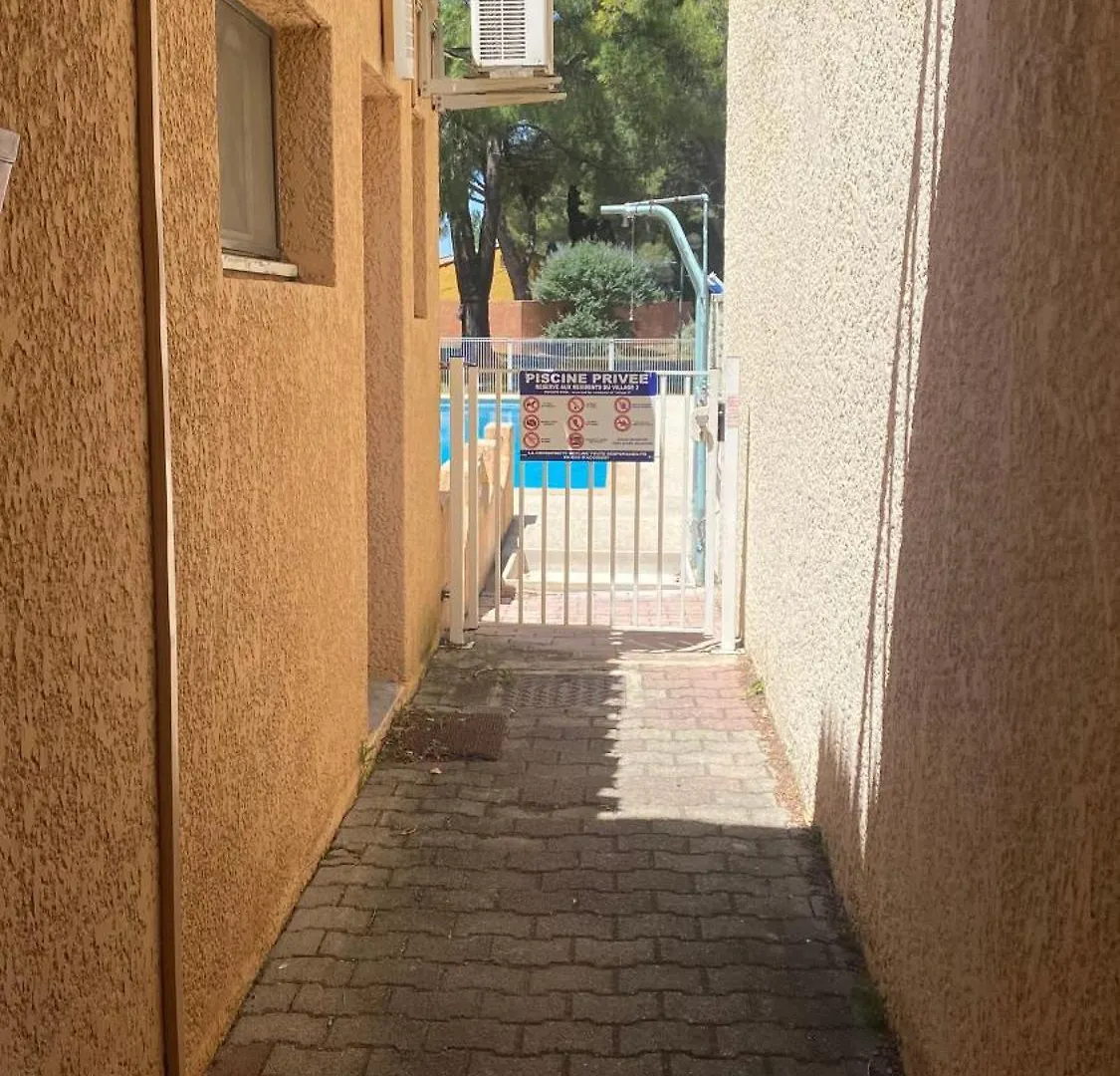 Apartment Joli Studio Camargue Lou Rouge Arles France